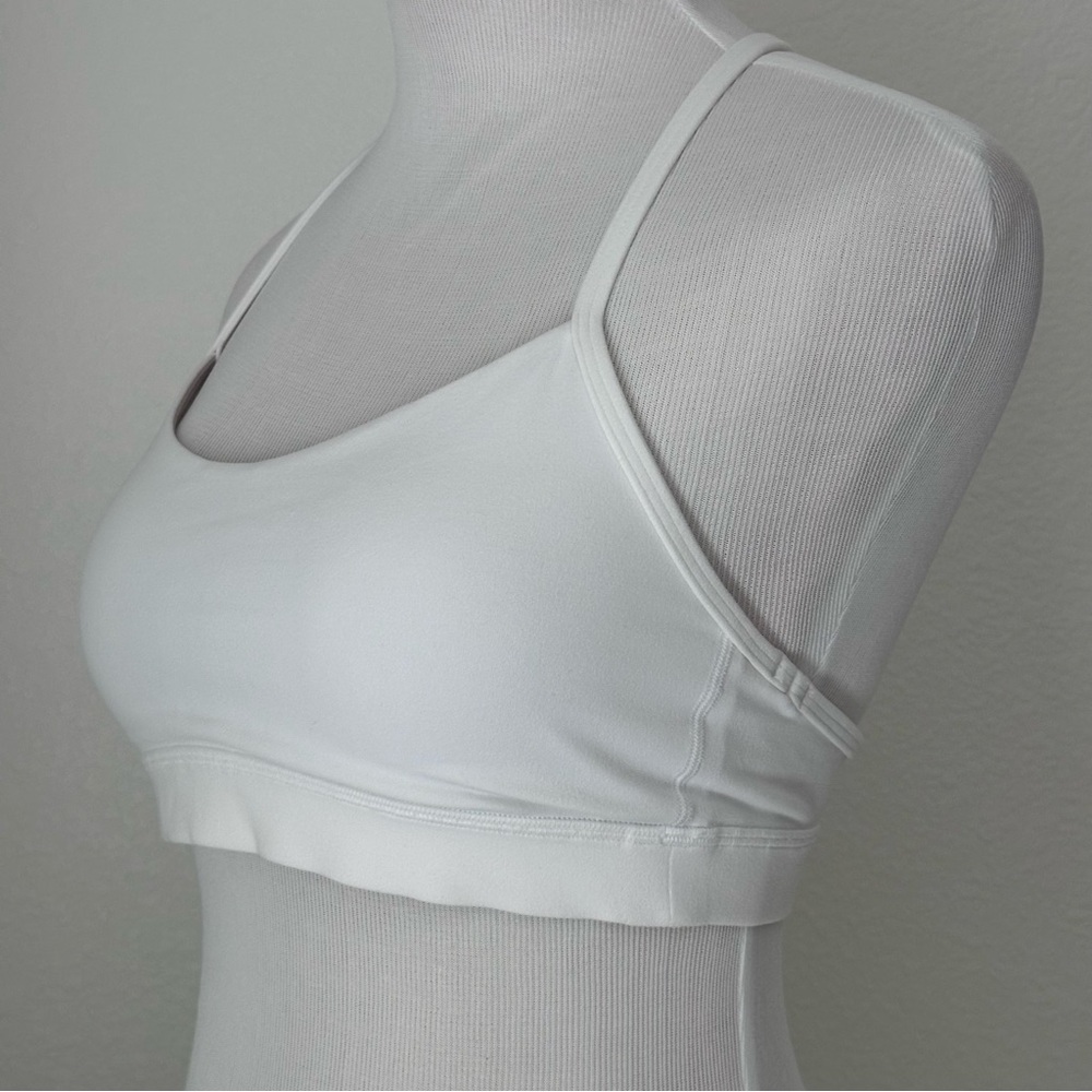 Lululemon - Picture 6 of 8